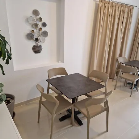 Guesthouse Kastela Pensionat Kaštela
