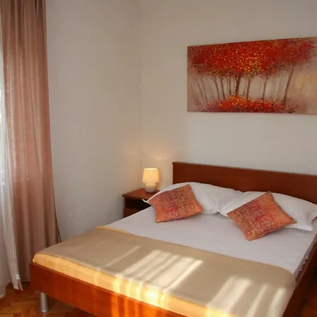 Guesthouse Kastela Pensionat Kaštela