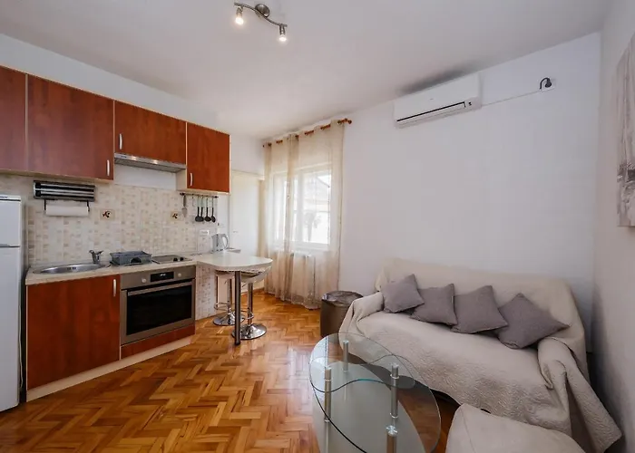 Guest house Guesthouse Kastela 3*