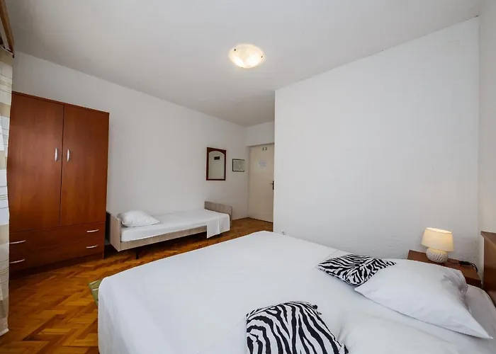 Guest house Guesthouse Kastela 3*